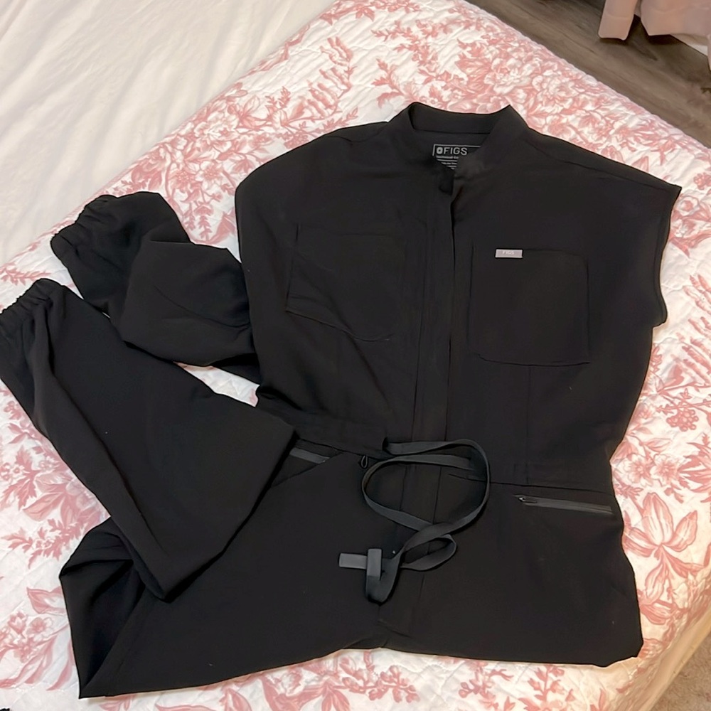 Rafaela Cargo ScrubJumpsuit